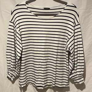 Club Monaco Heavy material navy/white stripe long sleeve top